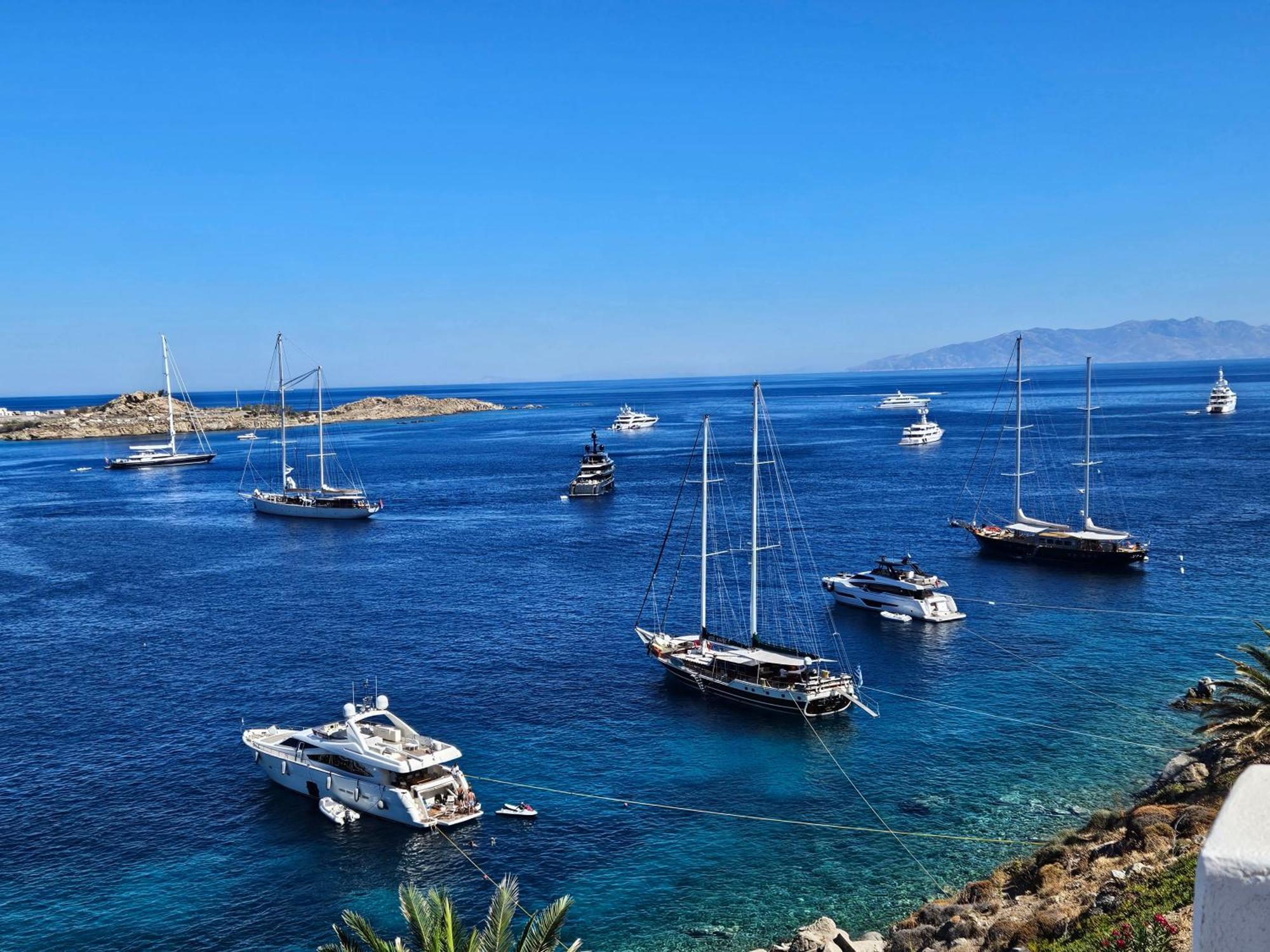 Mykonos Azure Aparthotel Psarou  Rum bild